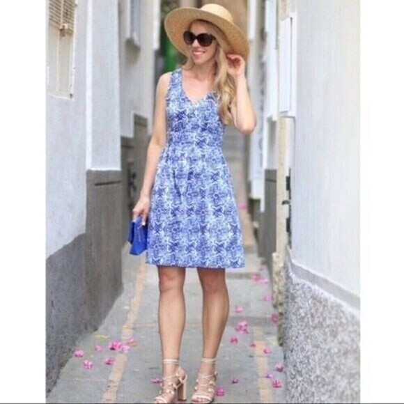 Milly Capri Italia Dutch Tulip Dress Classic Blue White Fit and Flare Size 2 - Picture 2 of 16